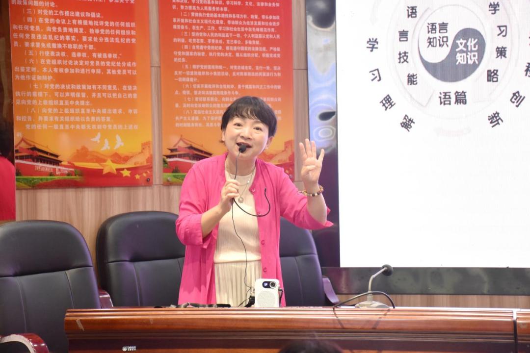 【书台春晓教研节】遂宁一中开展学科专题讲座和学术交流活动