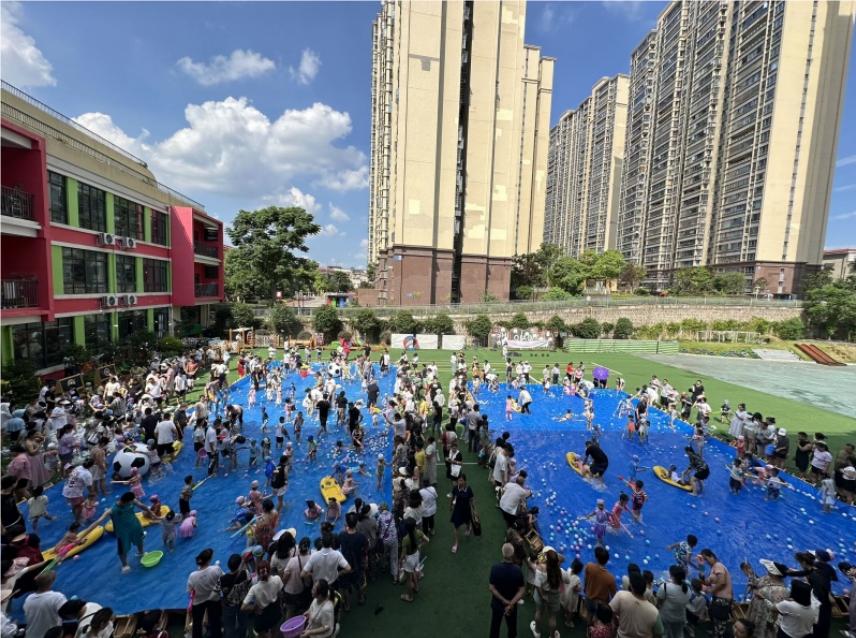 安居四幼开展家长开放日暨“清凉一夏 水悦童年”第二届畅玩节活动