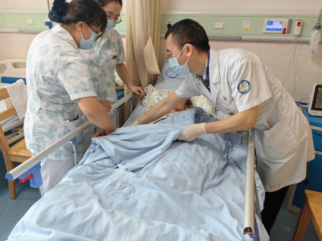遂宁安居区人民医院:肛肠科靠 “走心服务” 喜提手写信，慕了慕了