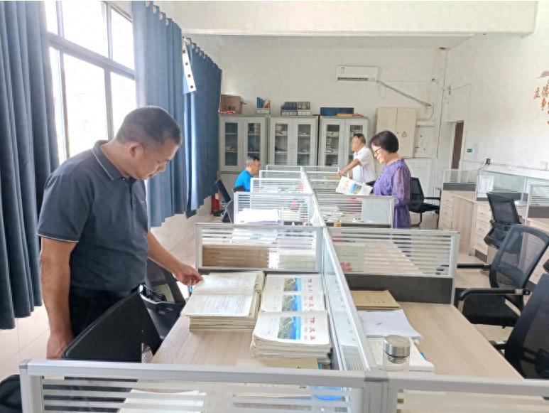 江安县教育督导组深入淯江中学开展2025年春期教育教学工作实施第二次常规督查