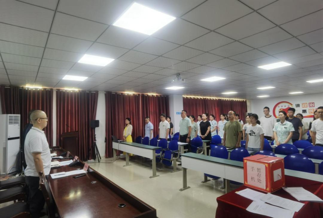 守护生命新坐标！遂宁安居区人民医院红十字会正式 “上线”！