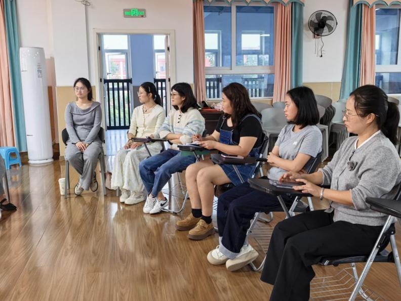 阅读伴成长 书香赋匠心——高县罗场镇幼儿园开展教师读书心得演说竞赛活动