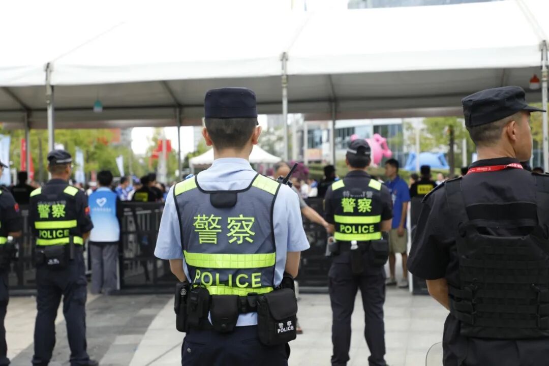“警”彩继续！遂宁公安再交“川超”主场安保平安答卷