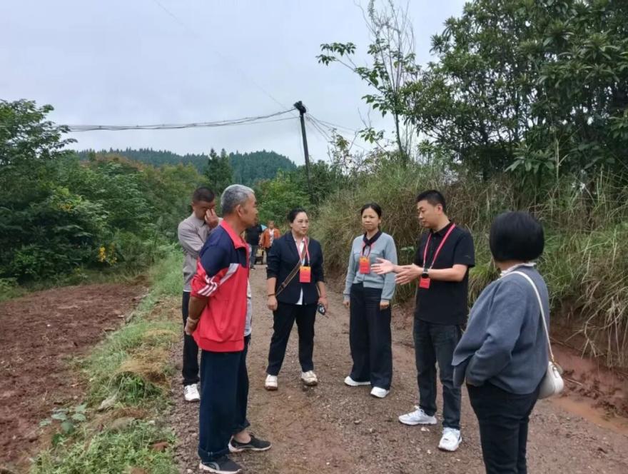 遂宁安居区凤凰街道：精准发力解民忧 为移民幸福生活贡献人大力量