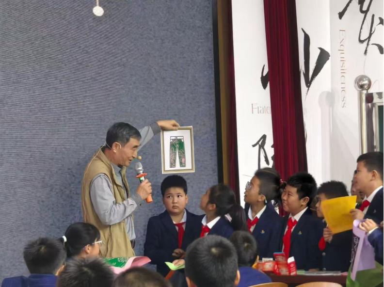 宜宾市南溪区福临小学校：AI赋能美育课堂 探索教学新样态