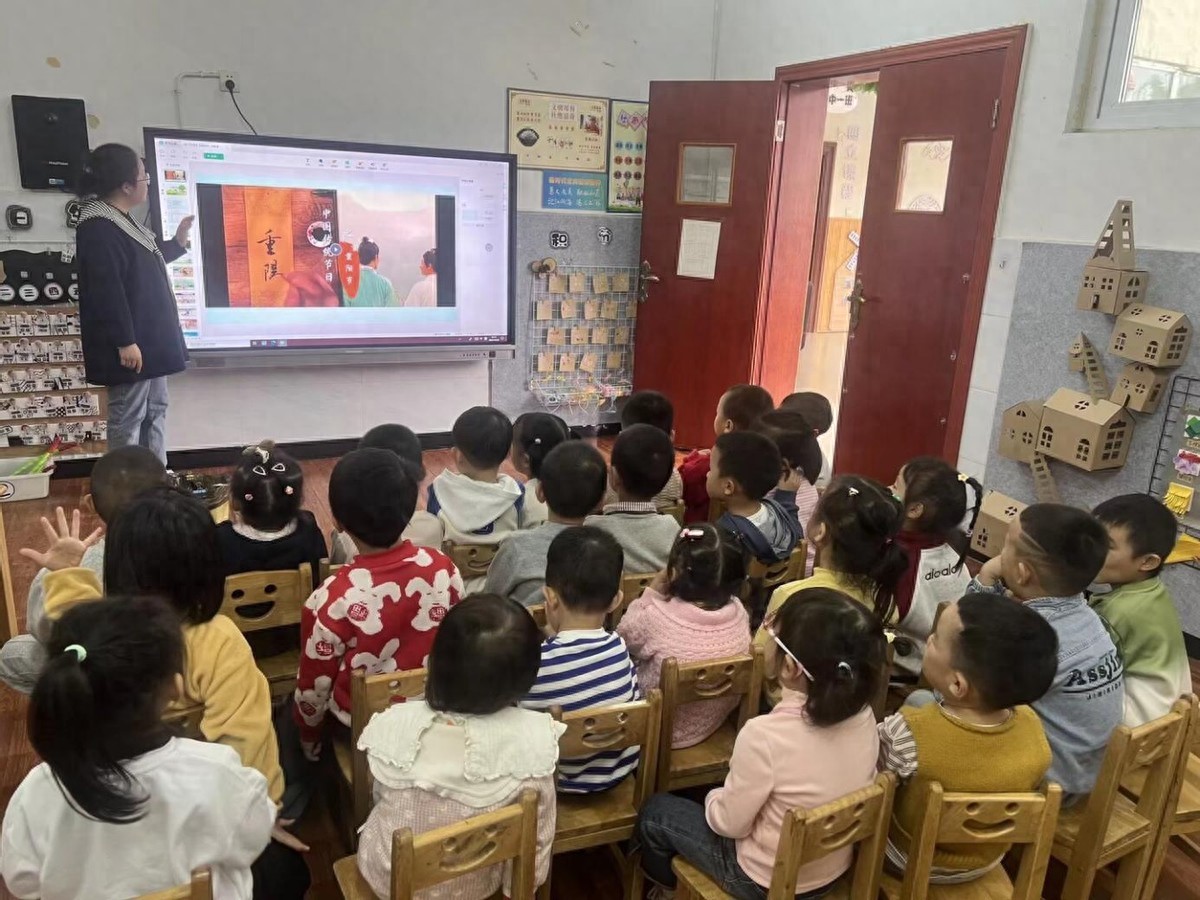 孝心润童心 温情暖重阳——宜宾市叙州区高场镇中心幼儿园开展重阳节主题活动