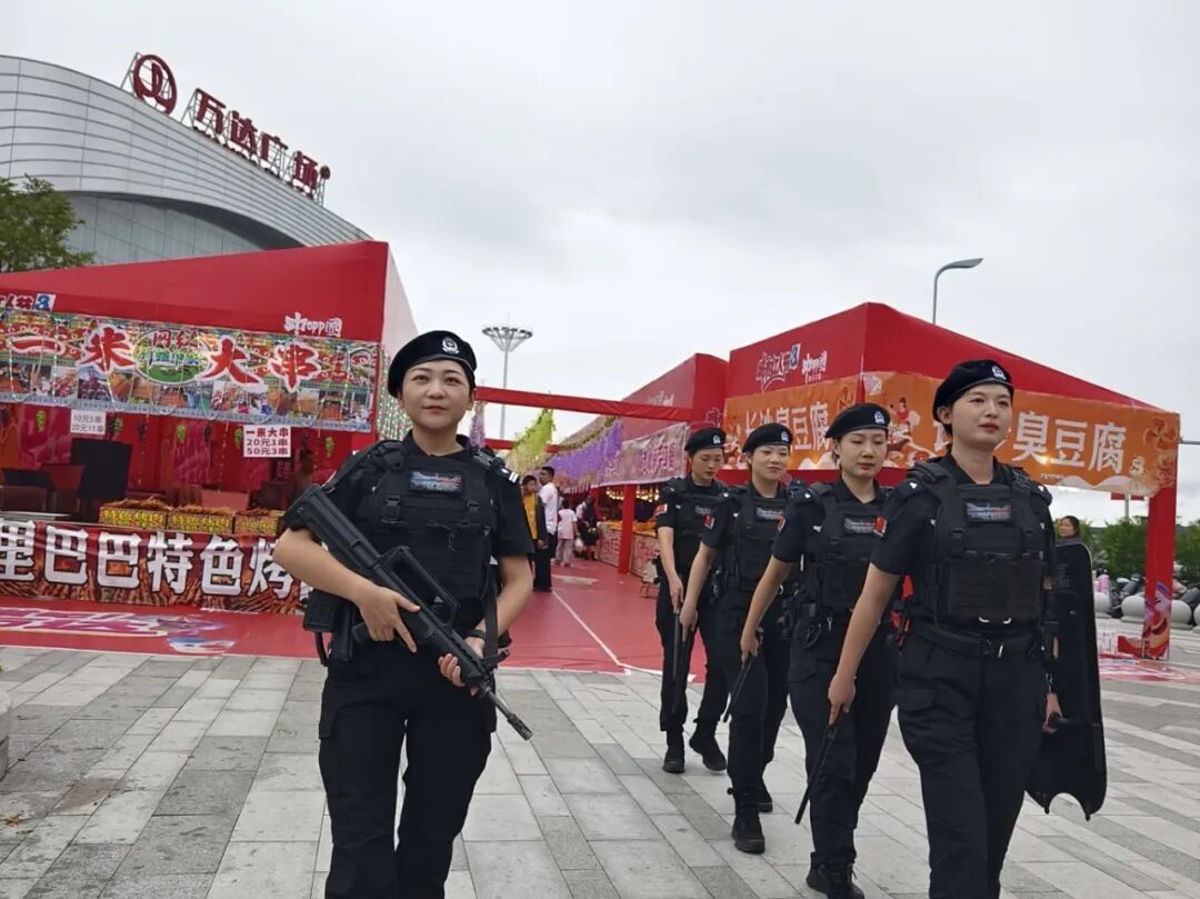 遂宁公安全力确保双节期间全市社会治安大局持续安全稳定