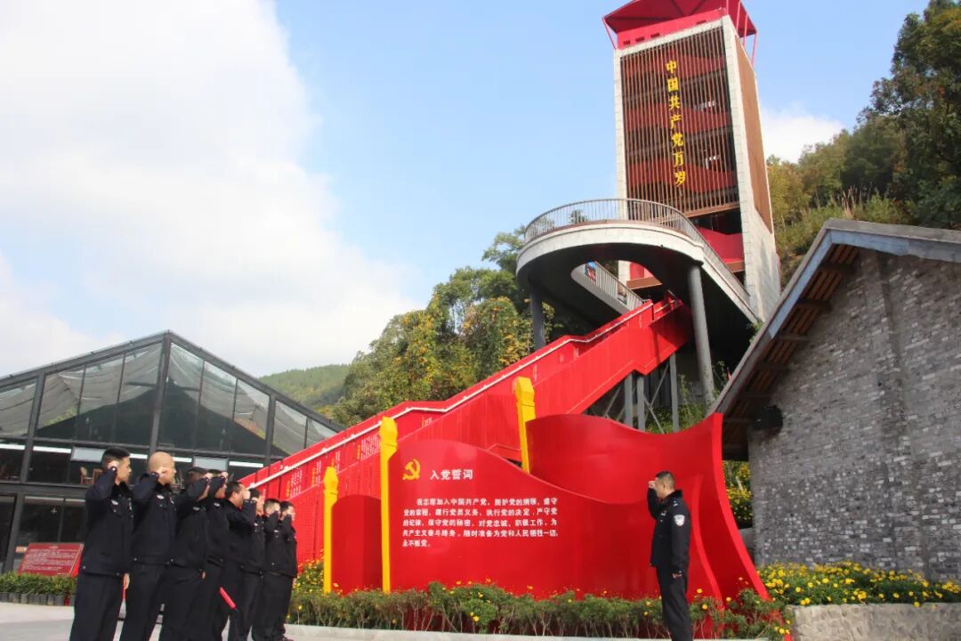 【遂警先锋】李智：敬业奉献铸忠诚 赤诚为民践初心