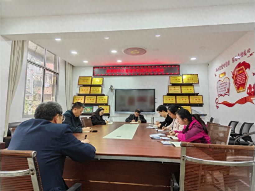 高县落润中学扎实推进教育教学质量提升攻坚行动