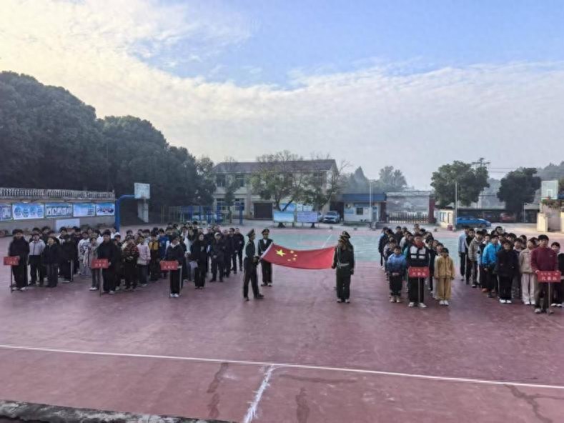 青春无畏 逐梦赛场——安居区中兴初中第十七届秋季运动会圆满结束