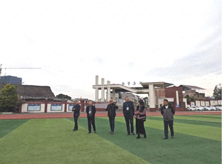 精准督导强根基 赋能教育促提升——宜宾市叙州区双龙学区责任督学深入双龙学校开展专项督导