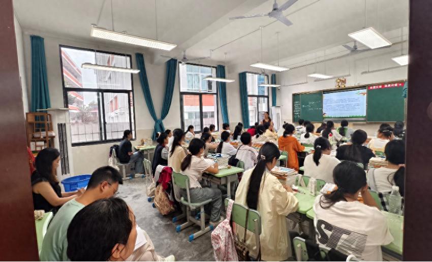 研学交流思无穷 互学互进启新鸿——宜宾市叙州区高场职校教育类专业开展主题教研活动