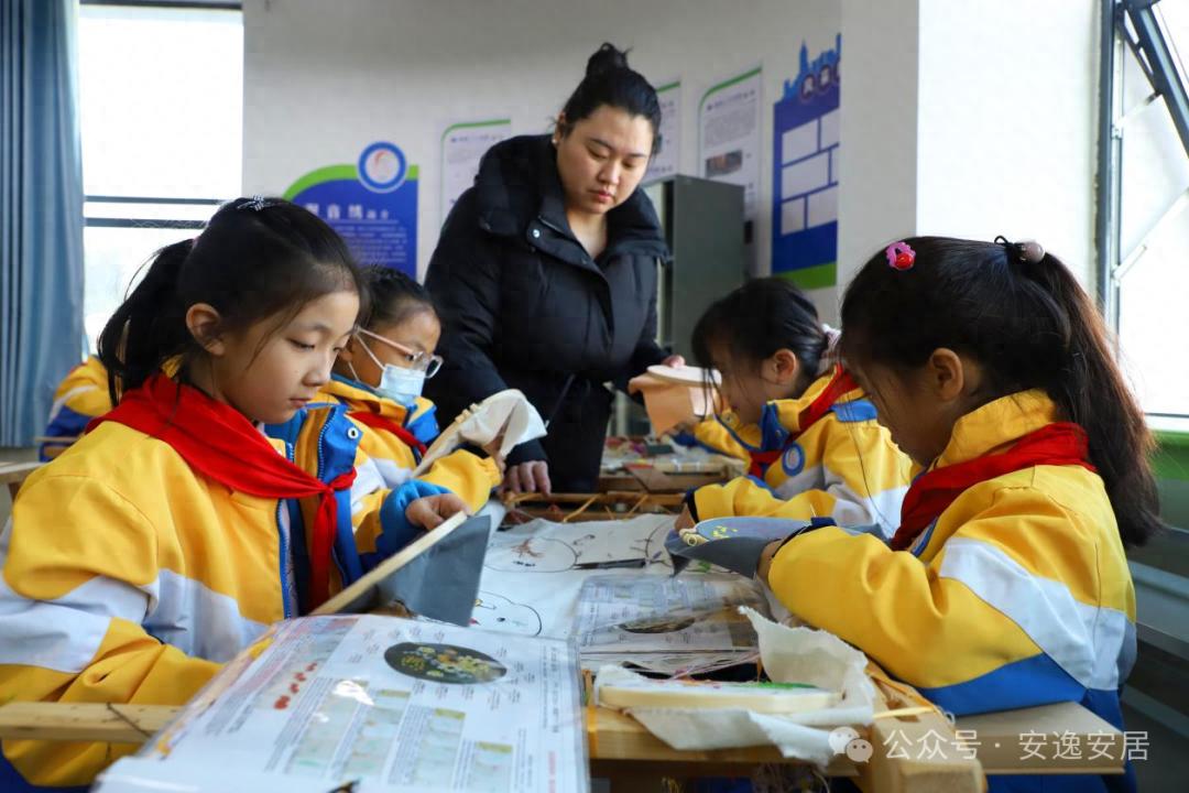 安居四小“周三无作业日”通过作业“减法” 实现成长“加法”