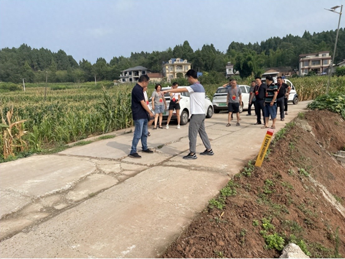 遂宁安居区拦江镇人大：倾心履职解民忧 强化监督促发展