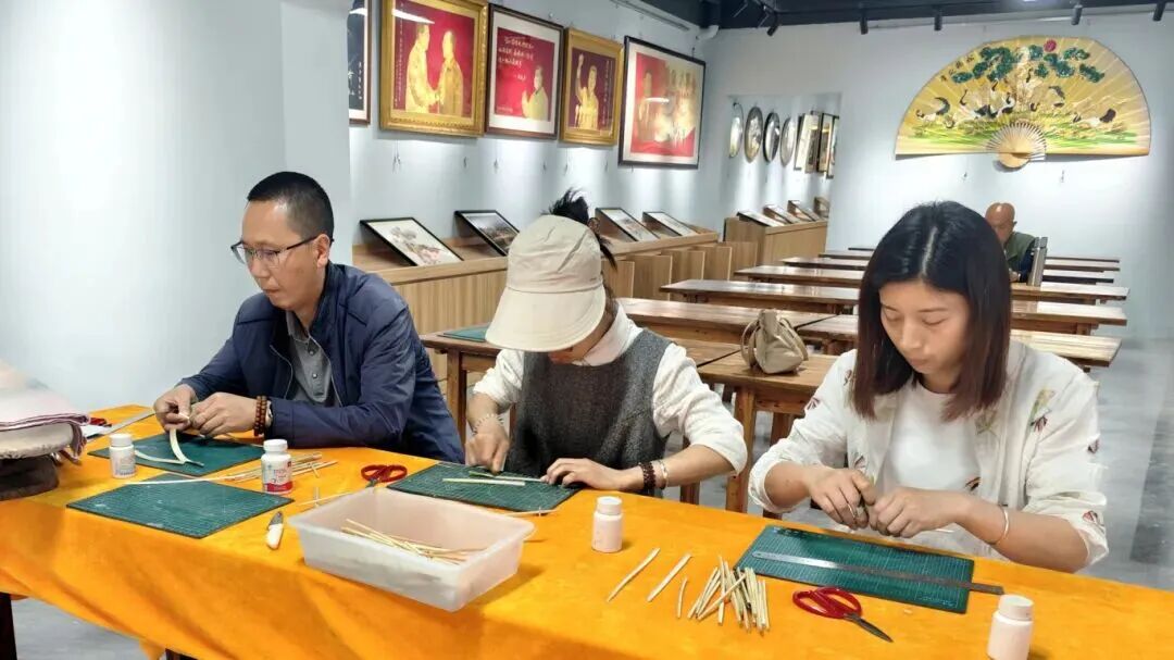 遂宁守艺人 | 柏波：让蓬溪麦秆画“活”起来“走”出去