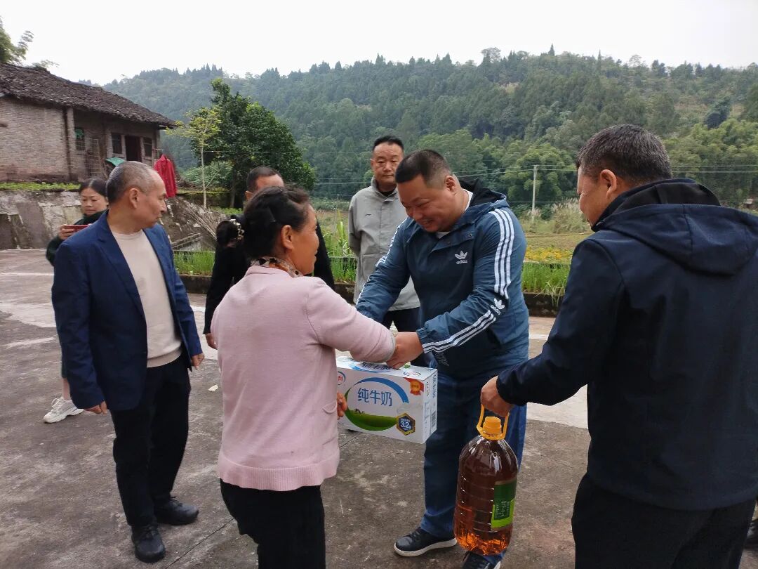 深入乡村促振兴 | 遂宁四中赴帮扶村开展走访调研
