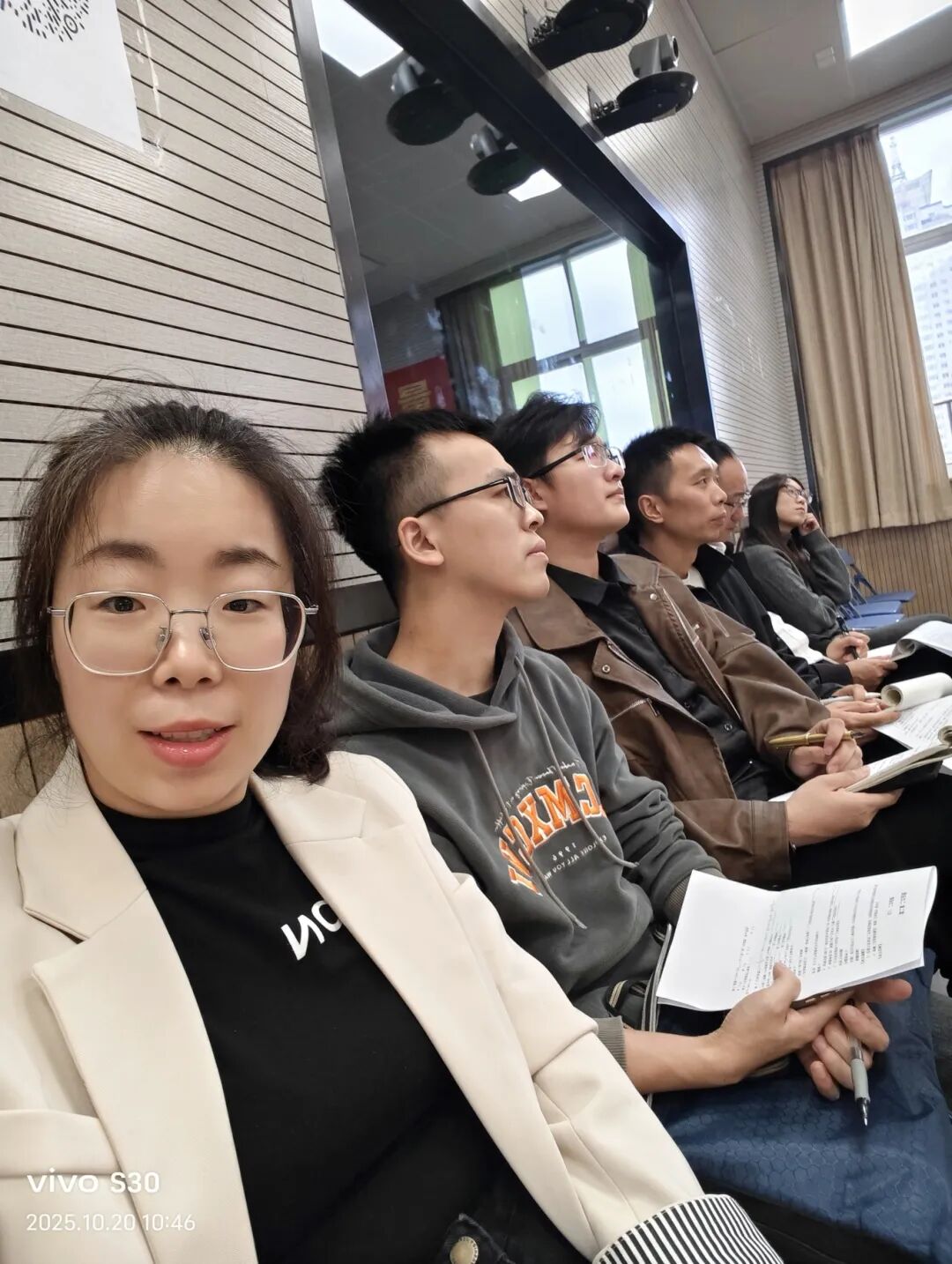 共学高效课堂 共研备考策略——遂宁四中教研组赴石室联中观摩学习