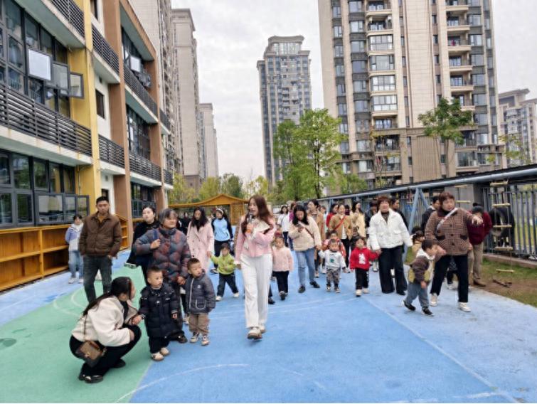 亲子早教 共赴森林之约——宜宾市南溪区康幼集团福临幼儿园亲子早教活动定格爱与成长