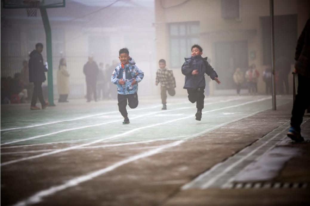 燃动冬日活力 逐梦赛场荣光——安居区中兴小学举办冬季田径运动会