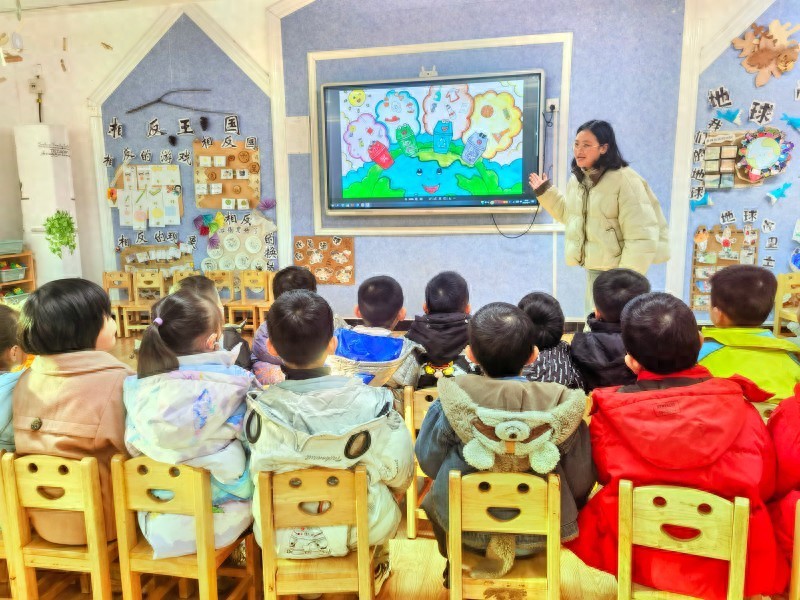 垃圾分类始于心 绿色环保践于行——宜宾市南溪区北城幼儿园开展垃圾分类主题教育活动