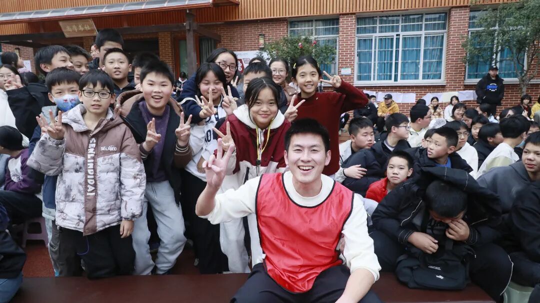 遂宁四中2025年校园篮球争霸赛暨课后服务成果展示圆满落幕