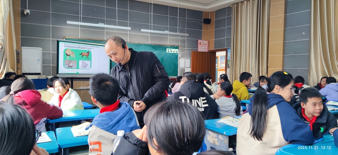 杏坛竞芳菲 英韵绽华彩——安居一小英语教学盛宴圆满落幕