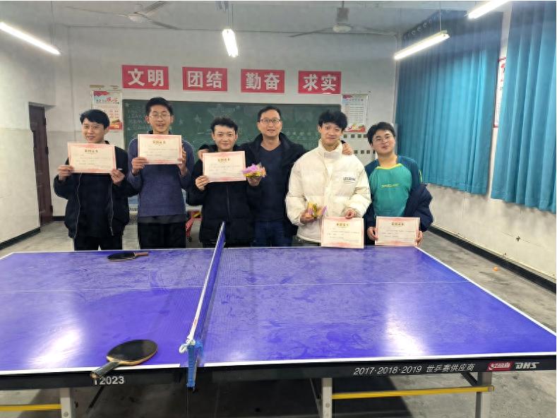 宜宾市叙州区高场职校乒乓球俱乐部开展“迎新杯”乒乓球比赛