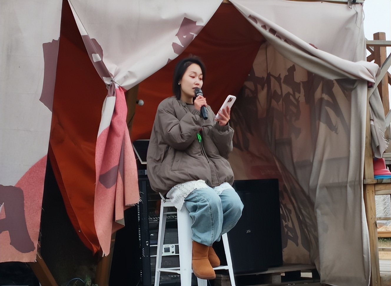 唱响青春·乐享时光——遂宁安居二幼工会开展户外唱歌比赛