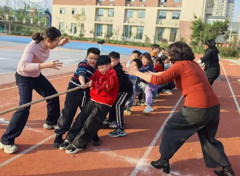 燃动赛场 逐梦青春——宜宾市南溪区长江学校举办第二届校园体育节