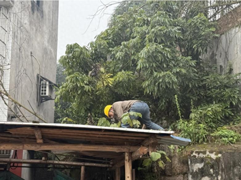 宜宾市南溪区长兴镇中心幼儿园围墙整治工程正式开工