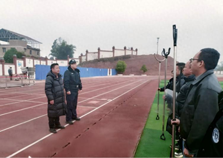 警校联动筑防线 反恐演练保平安——宜宾市叙州区双龙学校领航校区开展反恐防暴应急演练