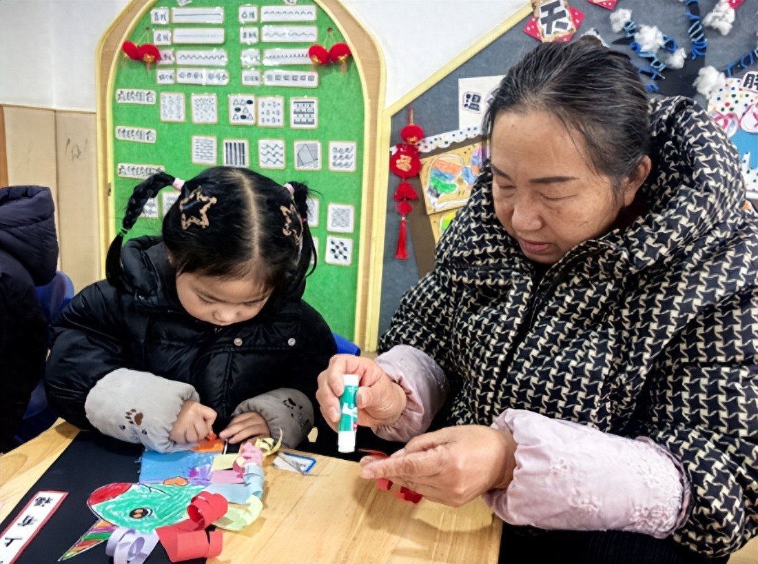暖冬赴约共话成长 家园携手共育未来——安居一幼家长会圆满举行