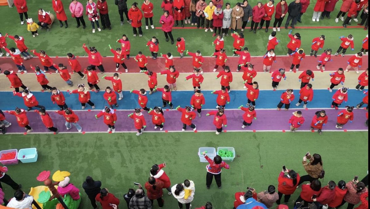 寻味中国年 美食贺新春——安居区中兴小学开展幼儿园亲子美食活动