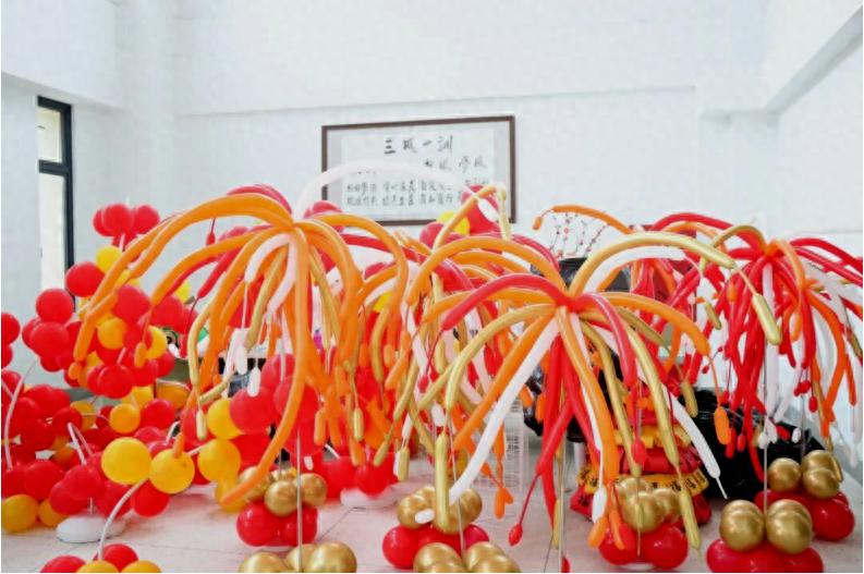 快乐马驹 跃动迎新——宜宾三江新区马鞍石幼儿园举办第二届亲子运动会