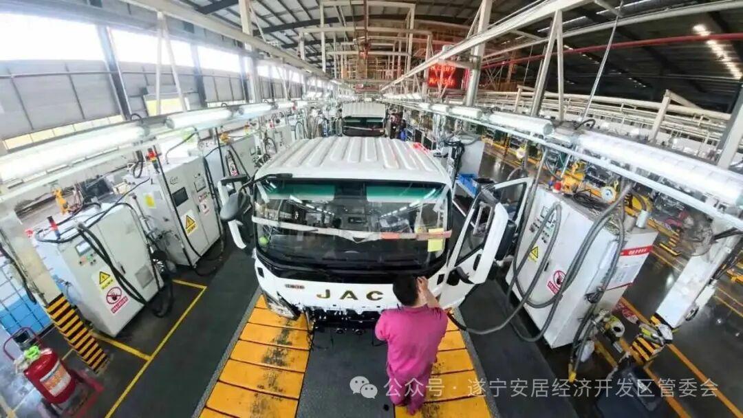 抢抓生产“黄金期” 四川江淮全力冲刺“开门红”