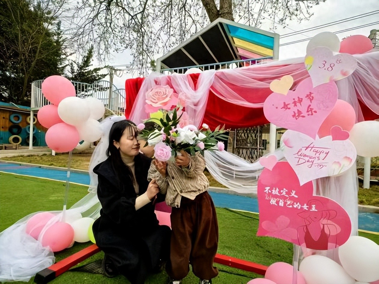 遂宁安居区白马幼儿园“春日启程与爱的告白”主题活动圆满举行