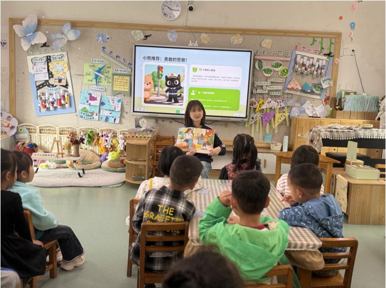 致敬劳动者 童心悟担当——宜宾市南溪区康幼教育集团康安幼儿园开展五一劳动节主题活动