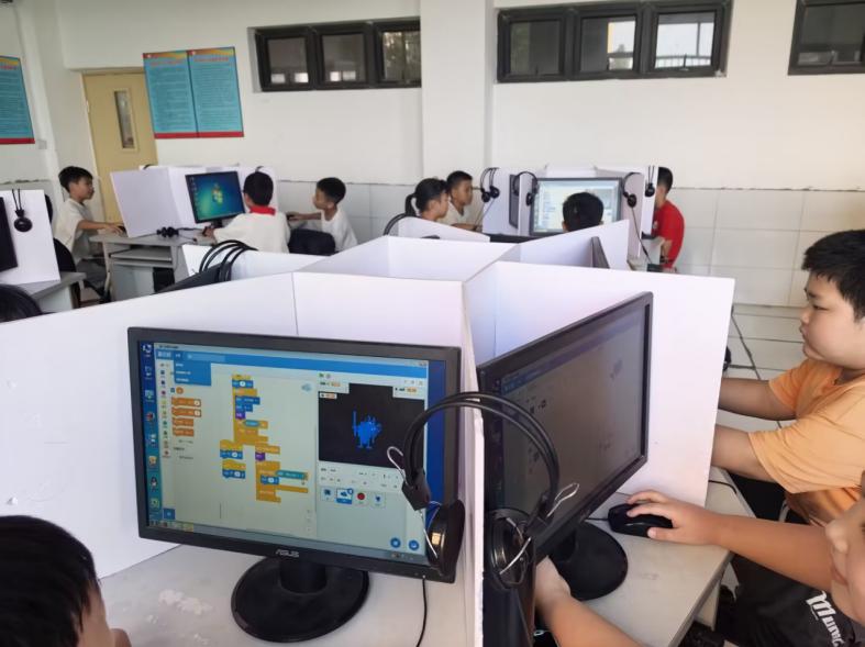 精心备赛 逐梦赛场——宜宾三江新区顺南学校备战科技竞赛纪实