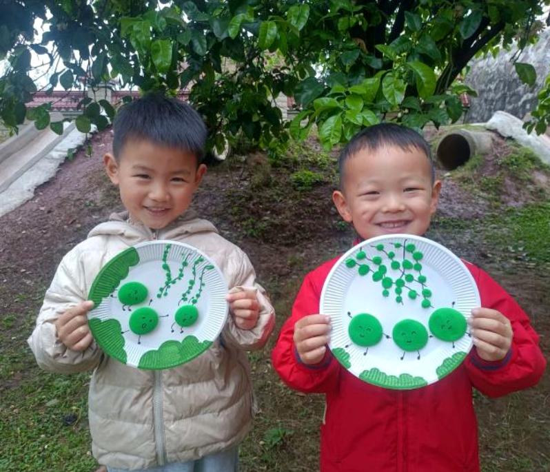 春风寄清明 童韵润童心——高县罗场镇幼儿园宝塔路园区中班组开展清明节主题活动