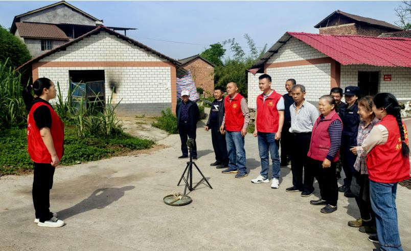 宜宾市南溪区黄沙镇黄沙社区开展防汛减灾应急演练，筑牢汛期安全防线