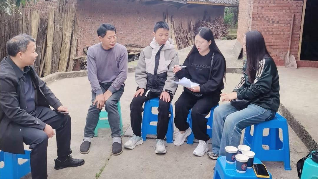 春风入户润童心 家校共育绽精彩——宜宾市南溪四中2026年春假家访温情启航