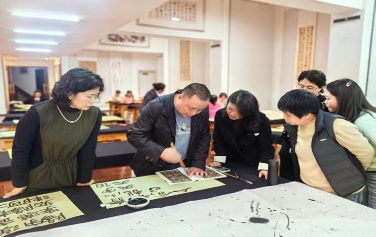 蓬溪县：公益润民心 翰墨传文明