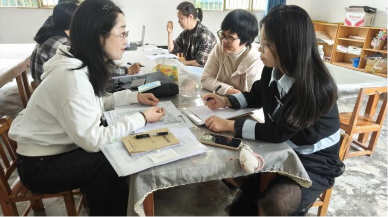 精准帮扶 提质增效——宜宾市南溪区教师培训中心到黄沙镇方山小学开展教学视导