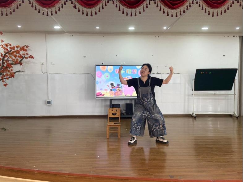 演绎童趣故事 锤炼教师功底——宜宾市南溪区长兴镇中心幼儿园开展教师讲故事比赛