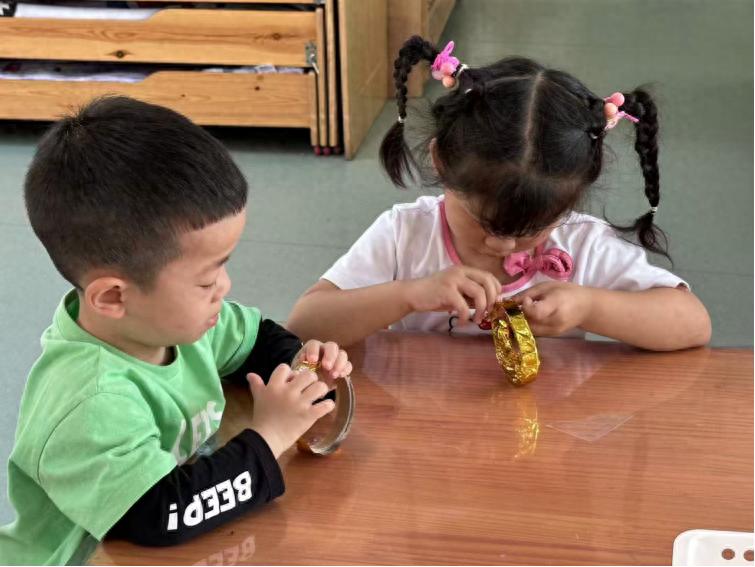 感恩母爱 童心献礼——宜宾市南溪区康幼教育集团康安幼儿园开展母亲节主题活动