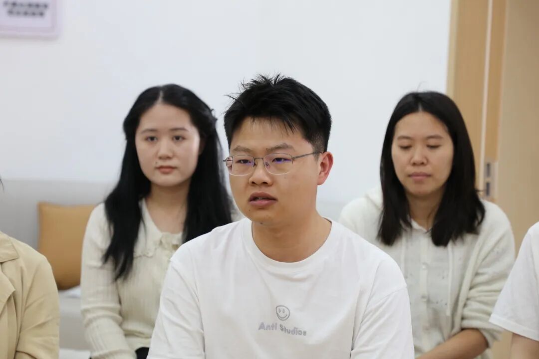 赓续五四薪火 共谋检察新篇——大英县检察院开展青年干警座谈会