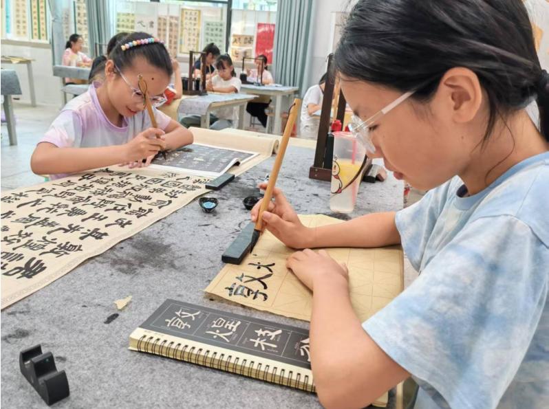 笔墨润心 传承有我——宜宾市南溪区福临小学校开展书法研习活动