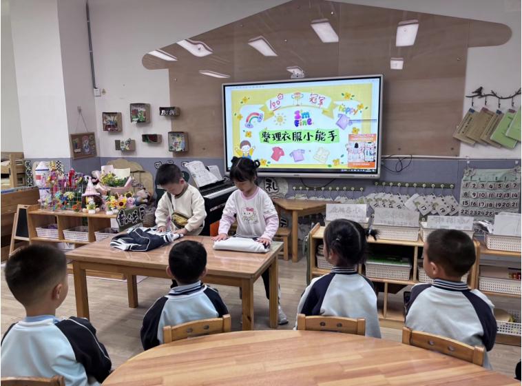 快乐劳动润童心 实践成长向未来——宜宾市南溪区康幼教育集团福临幼儿园开展五一劳动节主题活动