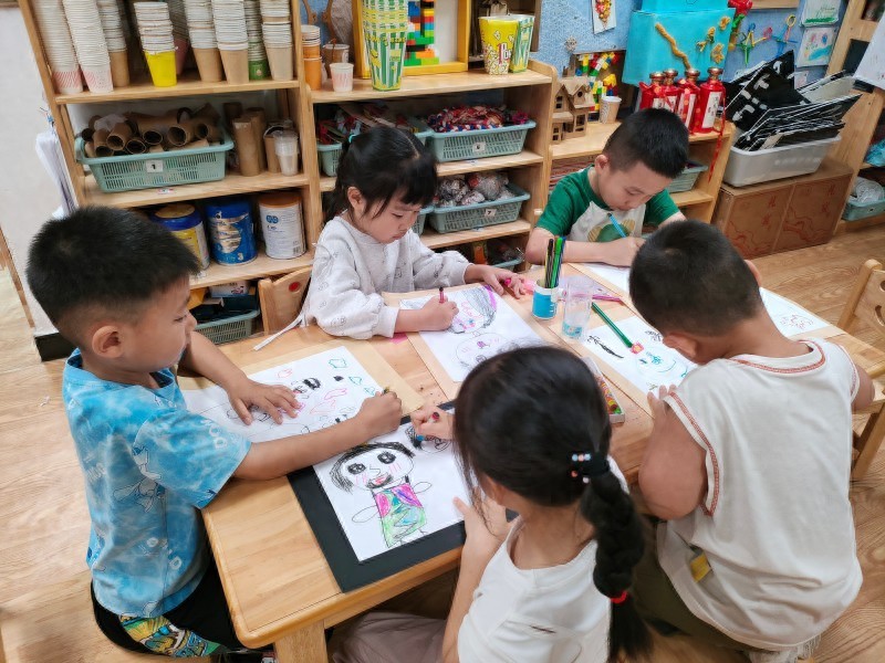 父爱无言 “爸”气满满——宜宾市南溪区北城幼儿园开展父亲节主题教育活动