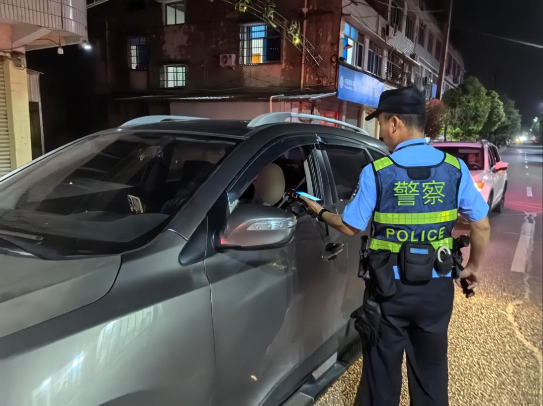 警灯常亮，守护梦想！遂宁公安开展高考前集中统一清查行动